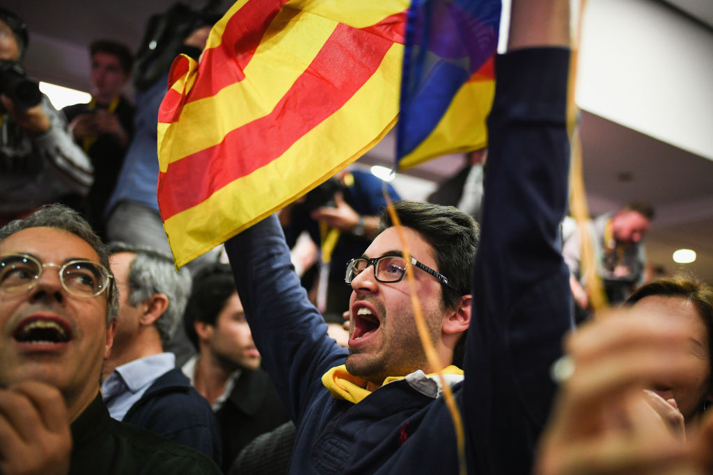 Phe ủng hộ độc lập chiến thắng bầu cử lịch sử ở Catalonia